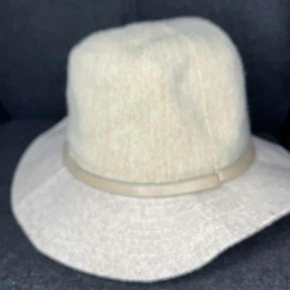 BCBGeneration wool hat - Picture 2 of 11